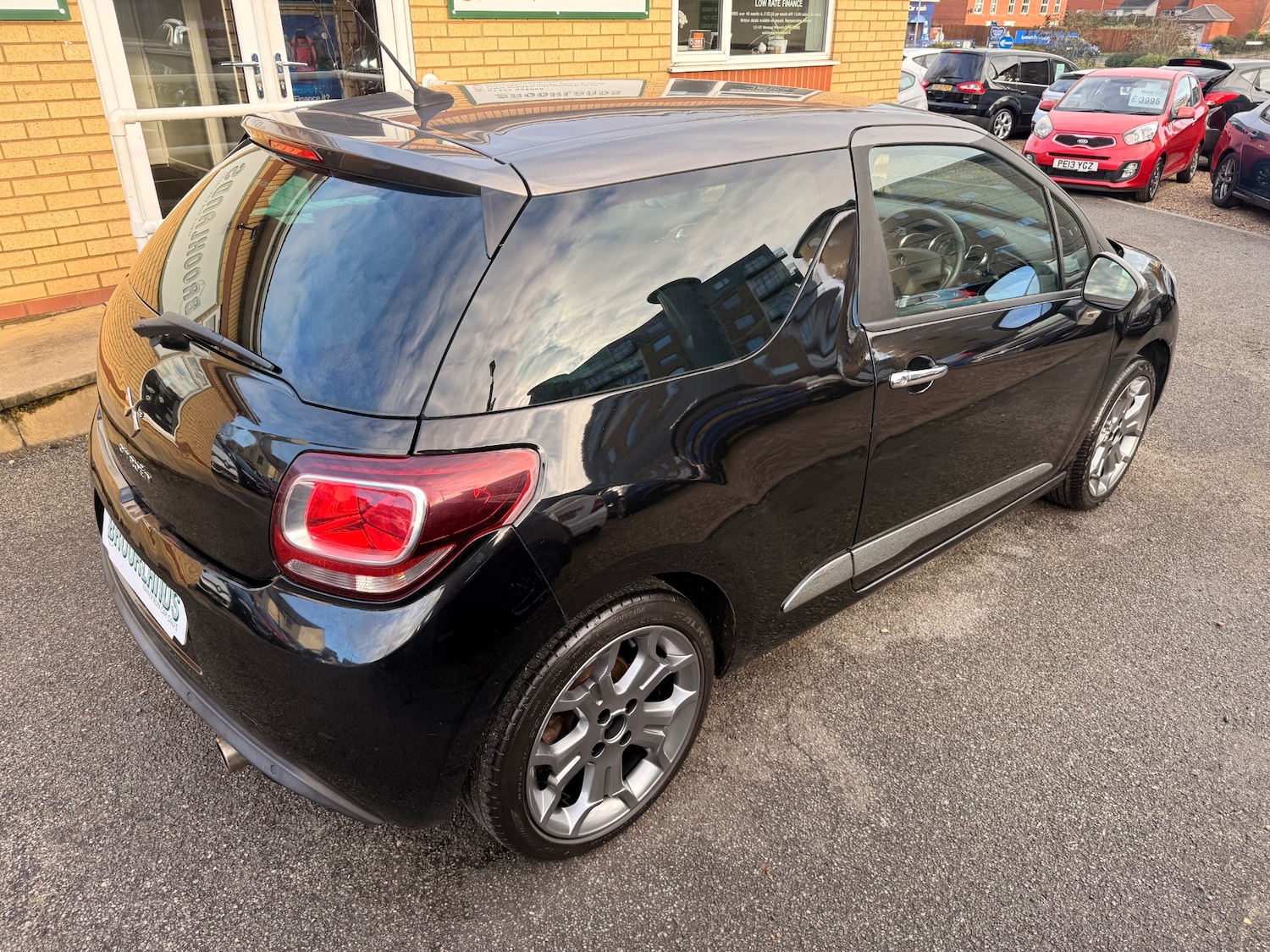 Used Citroen DS3 2013 for sale - 77223343: Photo 4