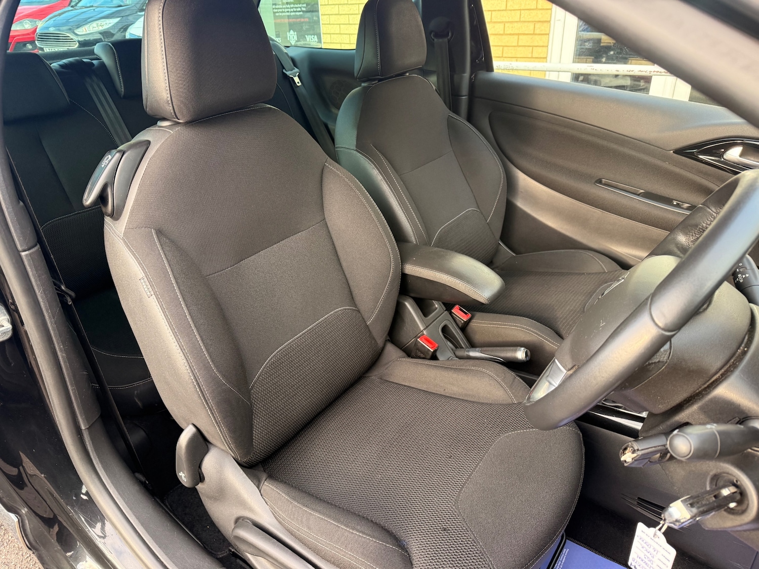 Used Citroen DS3 2013 for sale - 77223343: Photo 6