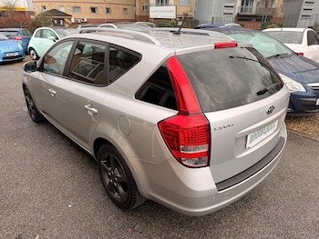 Used Kia Ceed 2012 for sale - 77619418: Photo