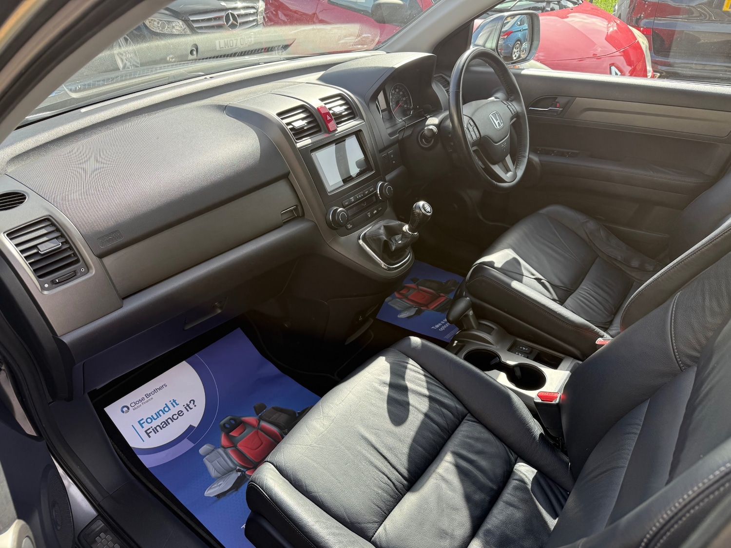 Used Honda CR-V 2011 for sale - 76170950: Photo 10