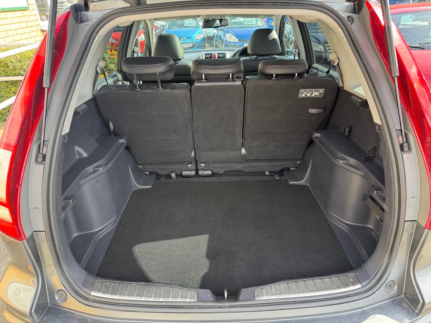 Used Honda CR-V 2011 for sale - 76170950: Photo 8