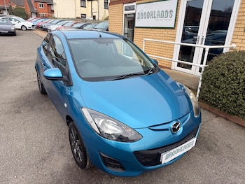 Used Mazda Mazda2 2011 for sale - 77873636: Photo