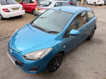 Used Mazda Mazda2 2011 for sale - 77873636: Photo