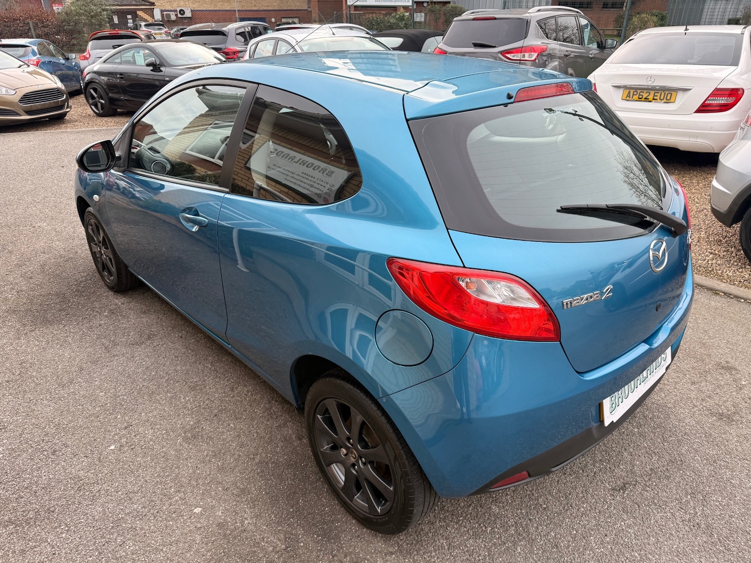 Used Mazda Mazda2 2011 for sale - 77873636: Photo 3