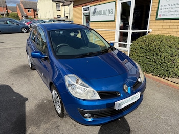 Renault - Clio