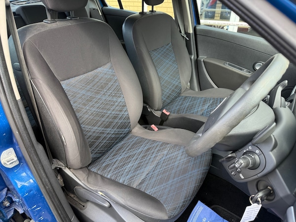Used Renault Clio 2008 for sale - 76045890: Photo 6