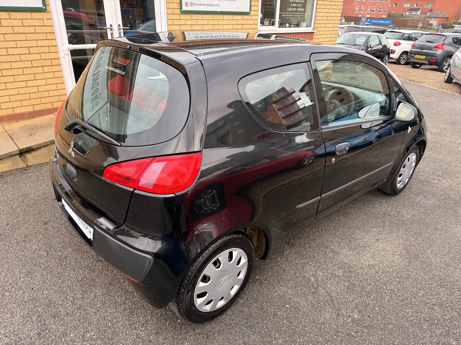 Used Mitsubishi Colt 2006 for sale - 77545100: Photo 4