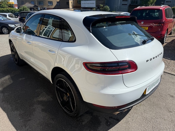 Used Porsche Macan 2017 for sale - 74694487: Photo 3