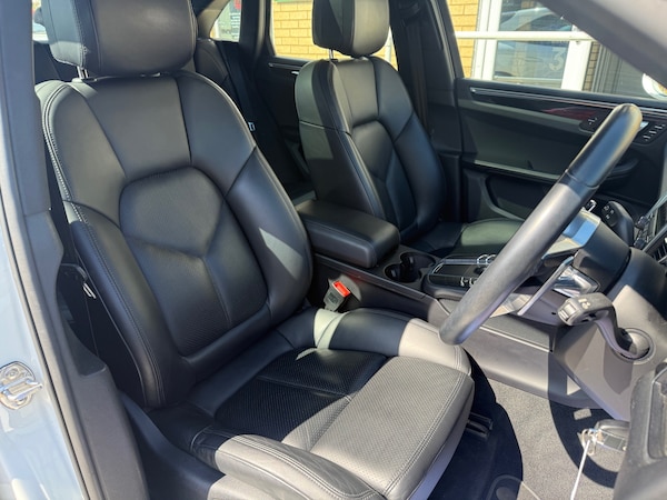 Used Porsche Macan 2017 for sale - 74694487: Photo 6