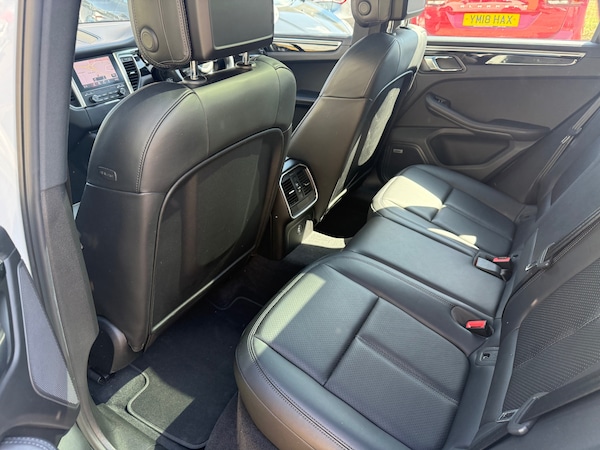 Used Porsche Macan 2017 for sale - 74694487: Photo 9