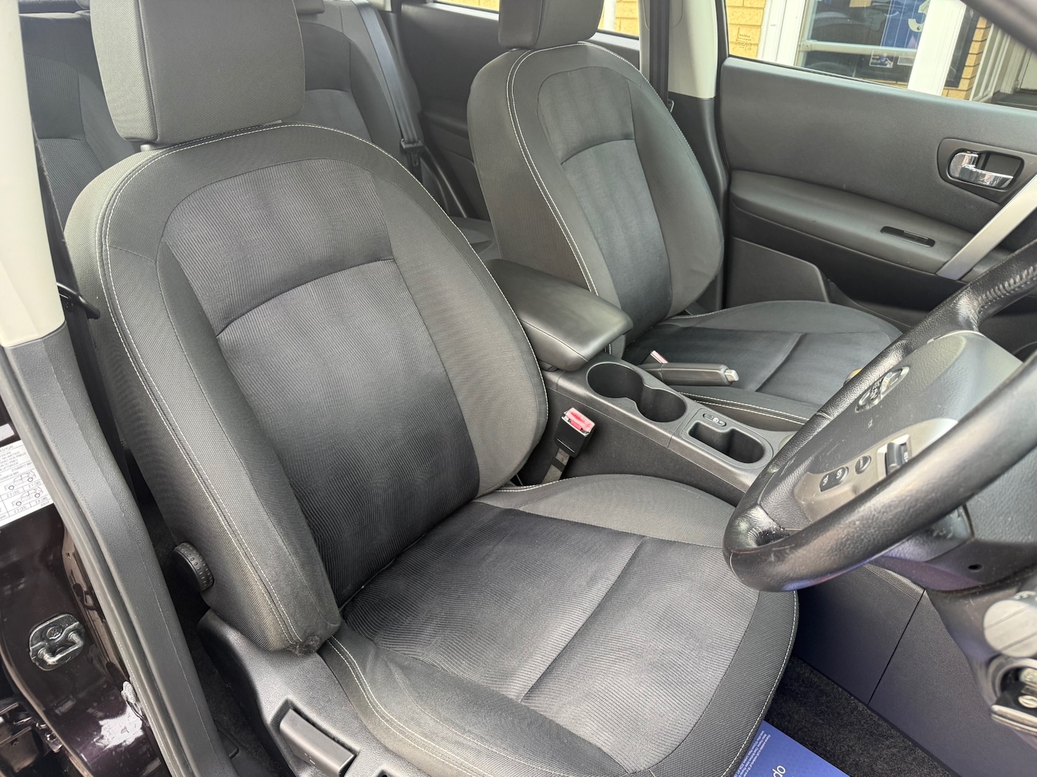 Used Nissan Qashqai 2011 for sale - 76392550: Photo 6