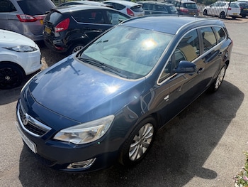 Used Vauxhall Astra 2011 for sale - 75055416: Photo