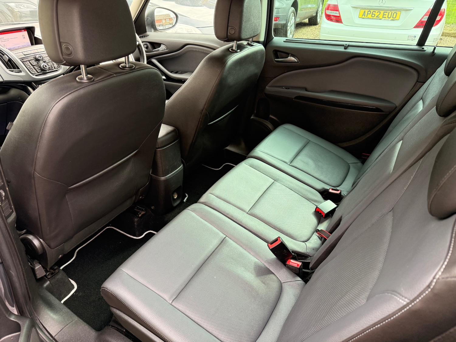 Used Vauxhall Zafira 2014 for sale - 78081229: Photo 9