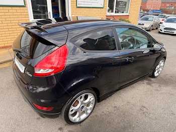 Used Ford Fiesta 2010 for sale - 78211912: Photo