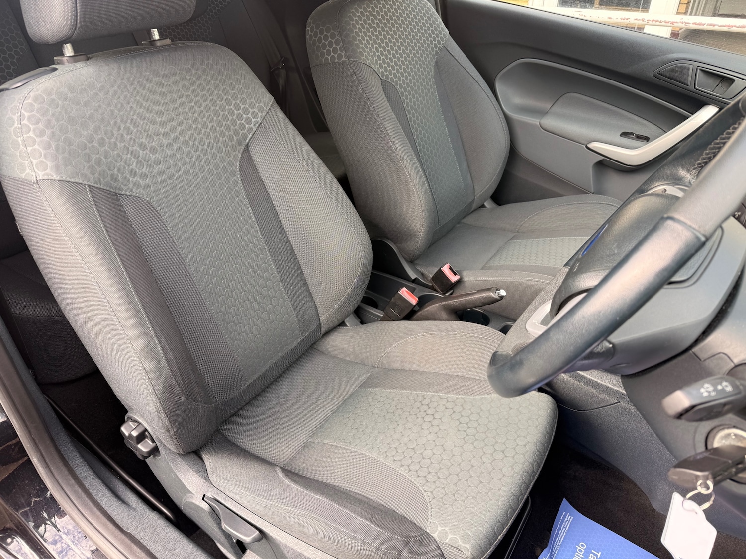 Used Ford Fiesta 2010 for sale - 78211912: Photo 6