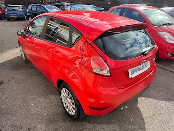 Used Ford Fiesta 2015 for sale - 77556072: Photo