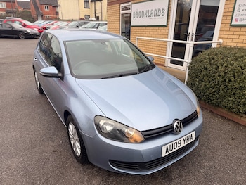 Used Volkswagen Golf 2009 for sale - 77297140: Photo