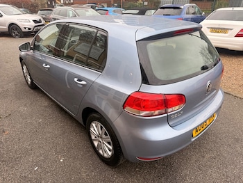 Used Volkswagen Golf 2009 for sale - 77297140: Photo