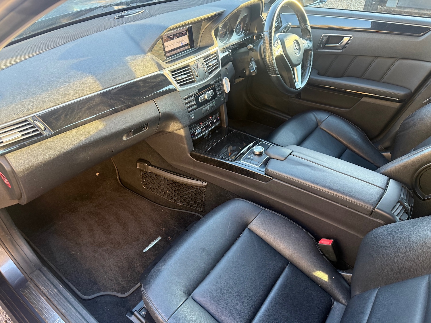 Used Mercedes-Benz E Class 2013 for sale - 76682693: Photo 10