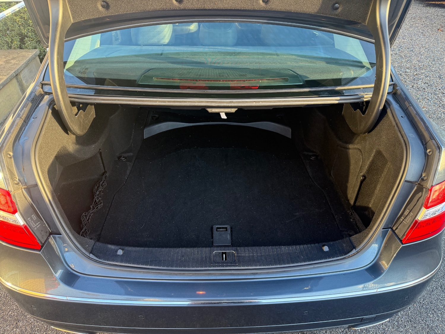 Used Mercedes-Benz E Class 2013 for sale - 76682693: Photo 8