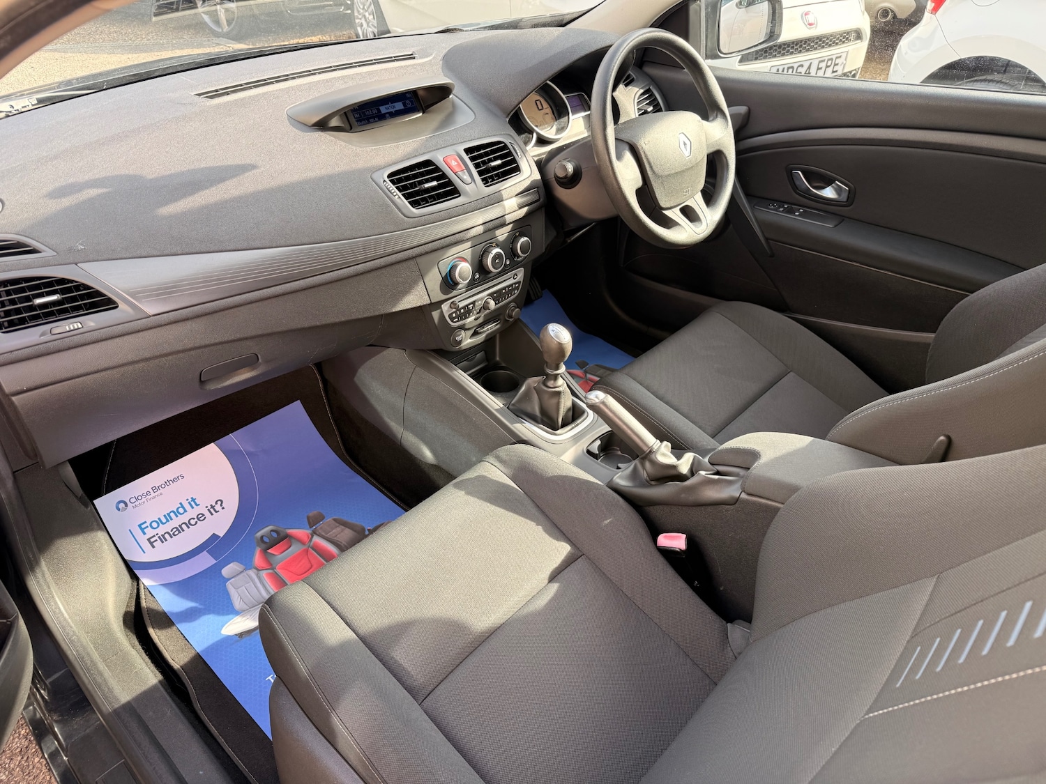 Used Renault Megane 2010 for sale - 77964921: Photo 10