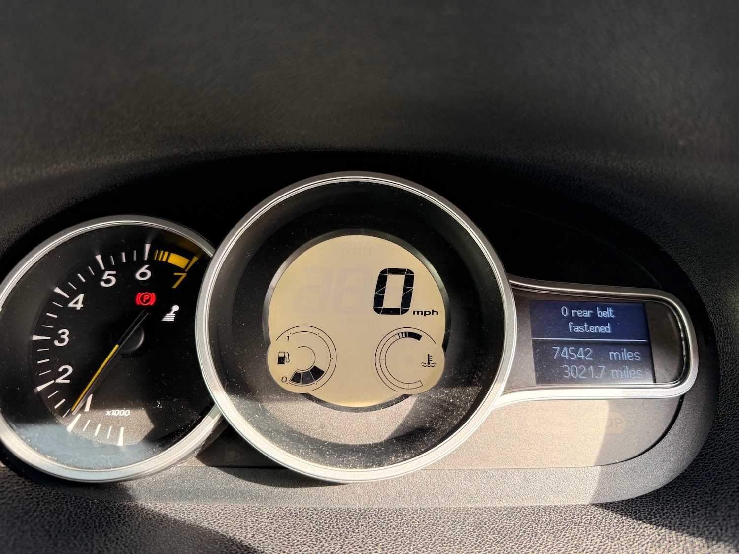 Used Renault Megane 2010 for sale - 77964921: Photo 5