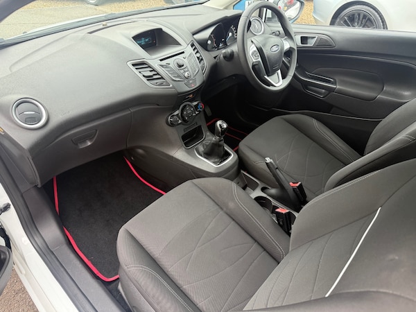 Used Ford Fiesta 2013 for sale - 75662910: Photo 10