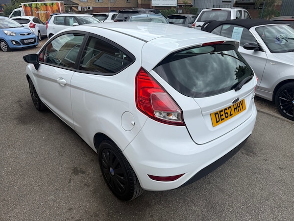 Used Ford Fiesta 2013 for sale - 75662910: Photo 3