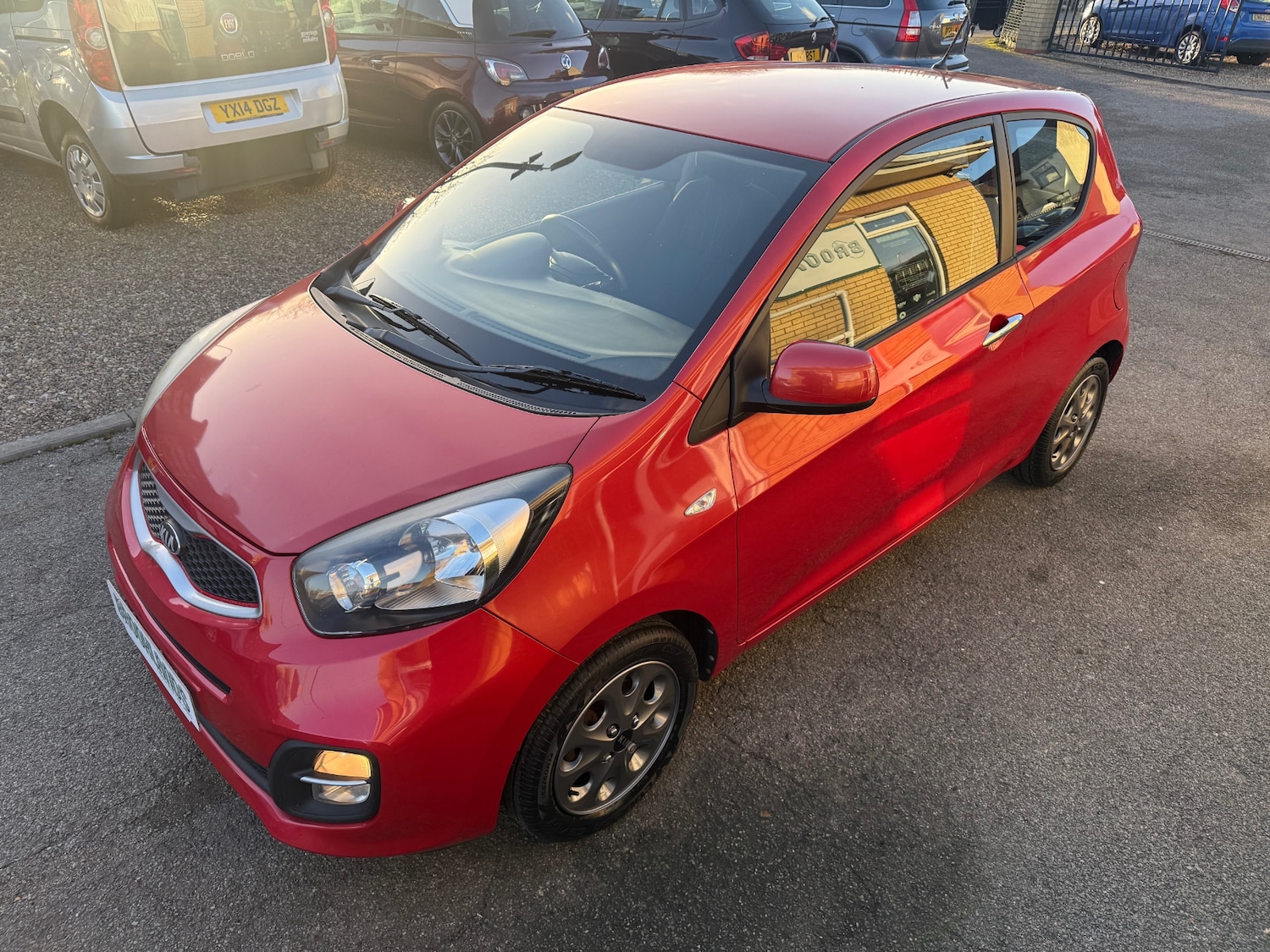 Used Kia Picanto 2013 for sale - 76737903: Photo 2
