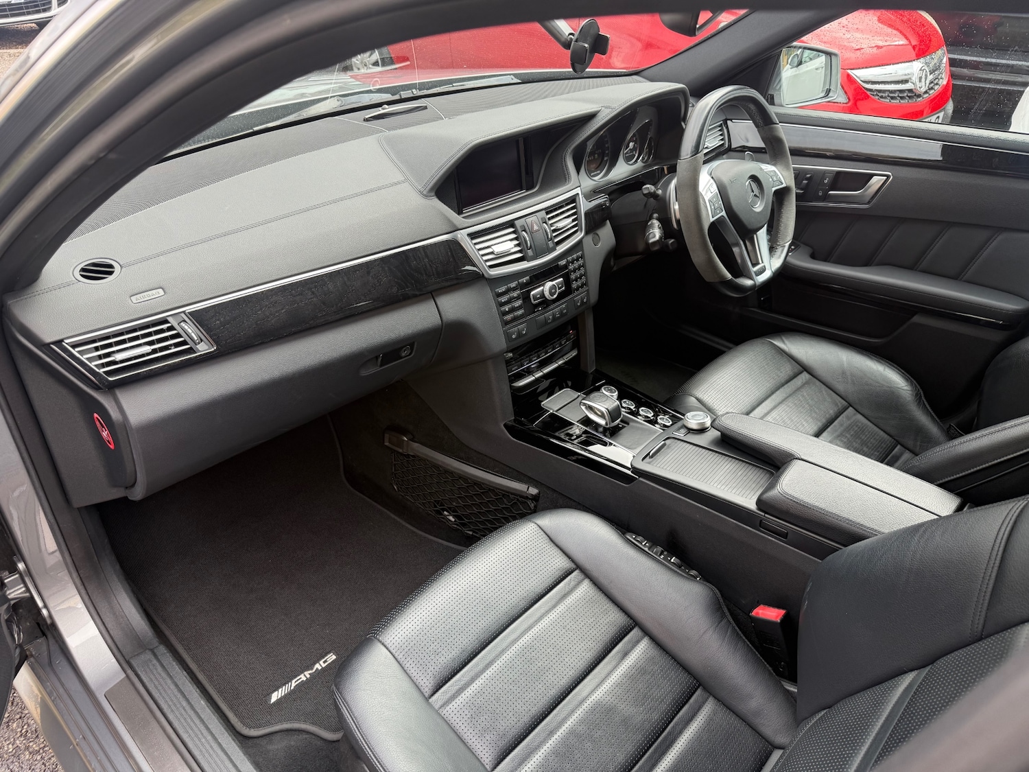 Used Mercedes-Benz E-Class 2012 for sale - 76037275: Photo 10