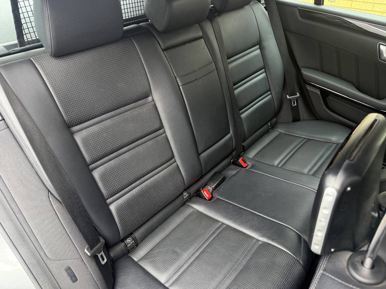 Used Mercedes-Benz E-Class 2012 for sale - 76037275: Photo 7