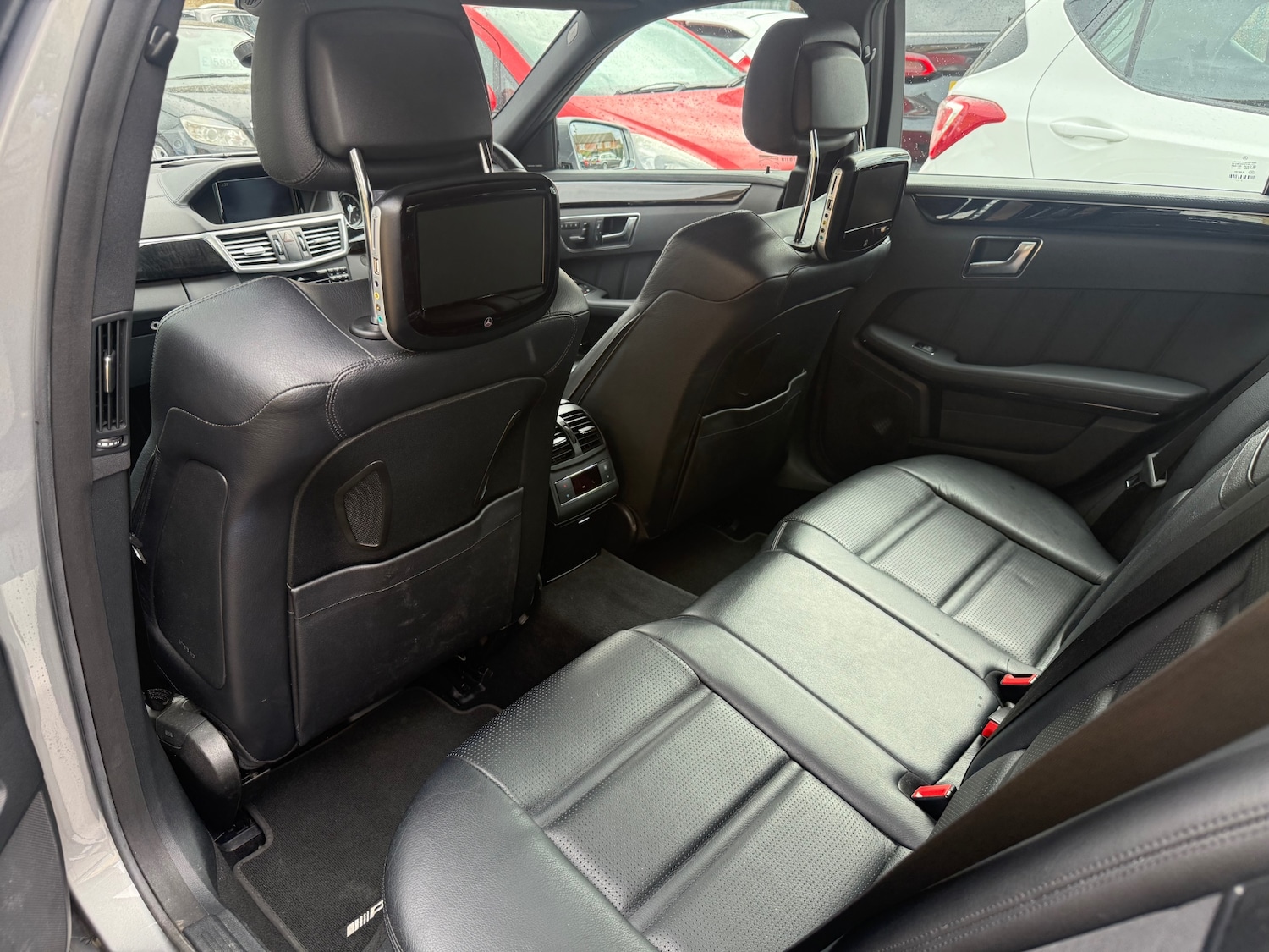 Used Mercedes-Benz E-Class 2012 for sale - 76037275: Photo 9