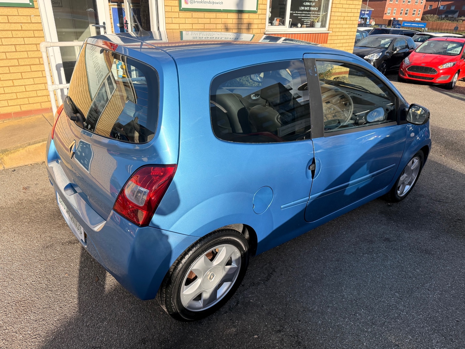 Used Renault Twingo 2011 for sale - 77556710: Photo 4