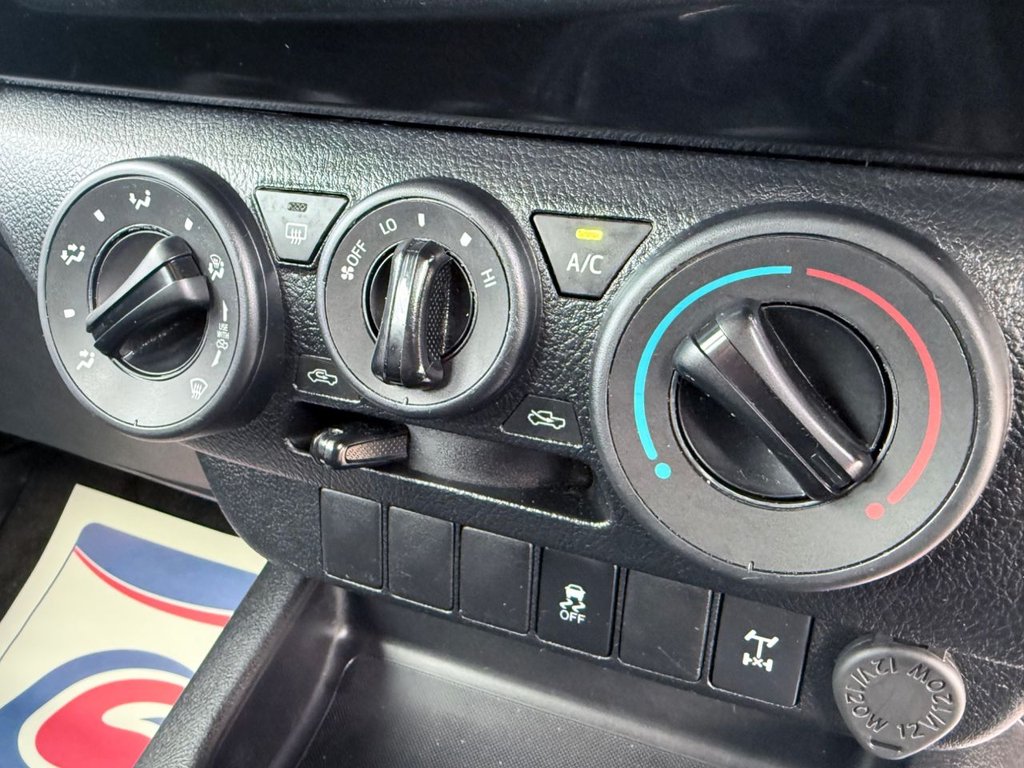 Used Toyota Hilux 2020 for sale - 77413415: Photo 19