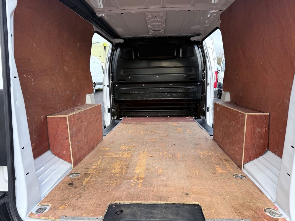 Used Vauxhall Vivaro 2022 for sale - 76642587: Photo 11