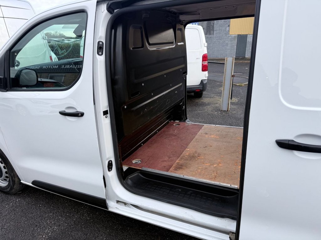 Used Vauxhall Vivaro 2022 for sale - 76642587: Photo 12