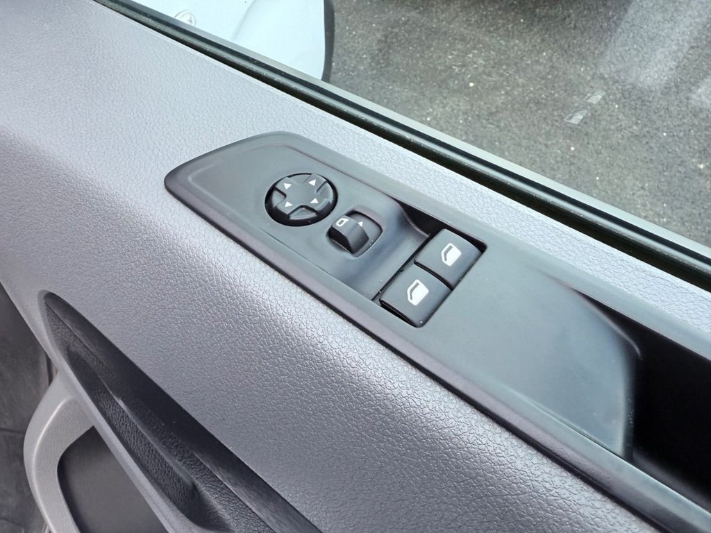 Used Vauxhall Vivaro 2022 for sale - 76642587: Photo 21