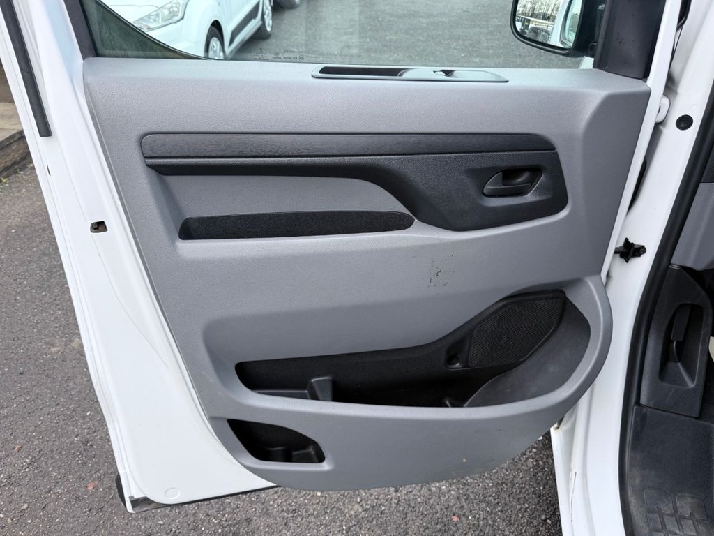Used Vauxhall Vivaro 2022 for sale - 76642587: Photo 22
