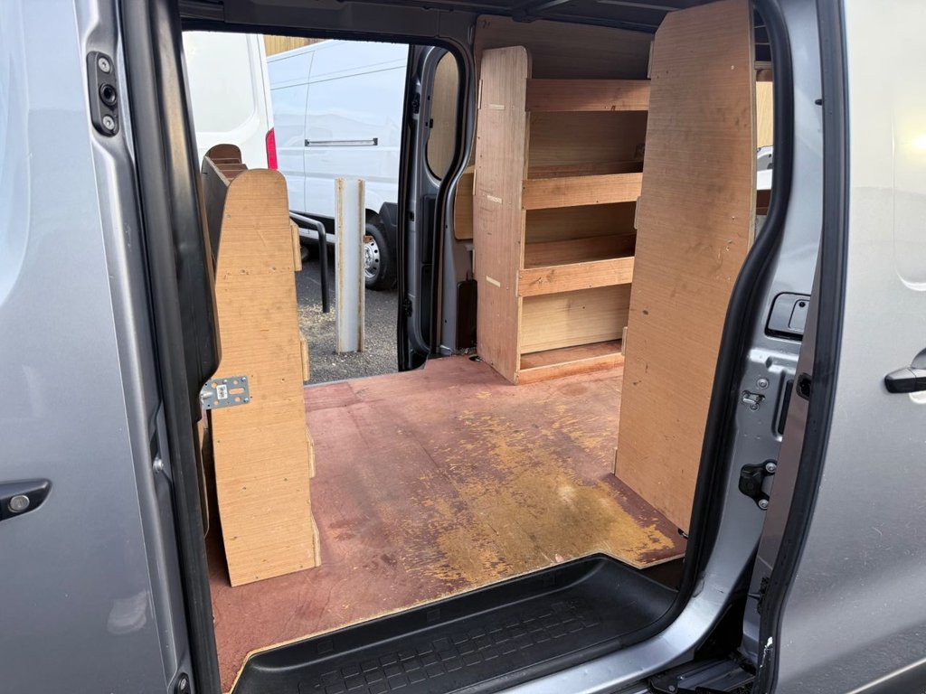 Used Vauxhall Vivaro 2022 for sale - 77212424: Photo 12