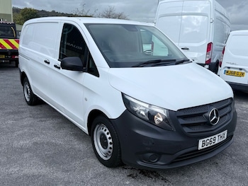 Used Mercedes-Benz Vito 2020 for sale - 76210685: Photo