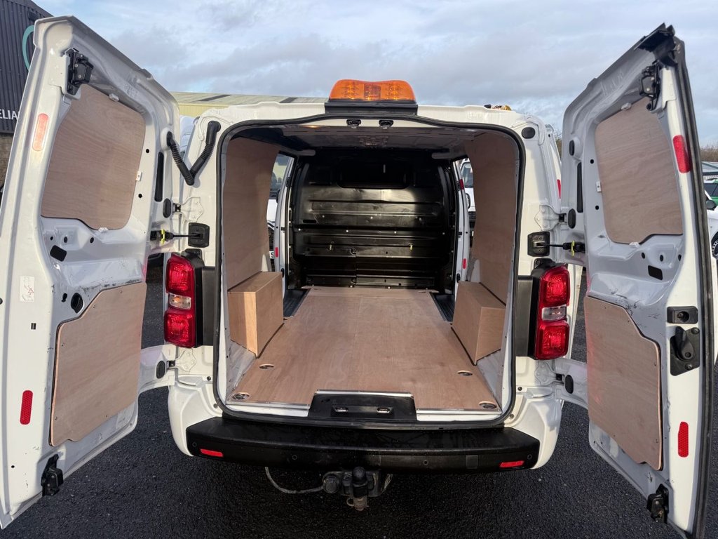 Used Vauxhall Vivaro 2022 for sale - 76783822: Photo 11