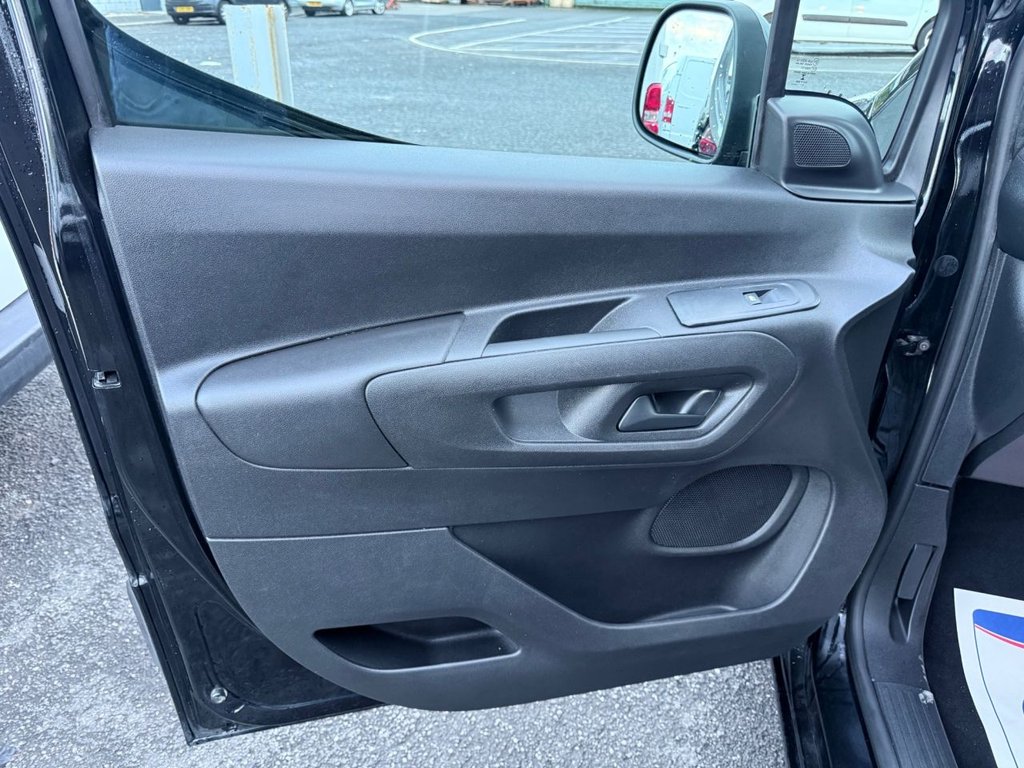 Used Vauxhall Combo 2021 for sale - 76768477: Photo 23