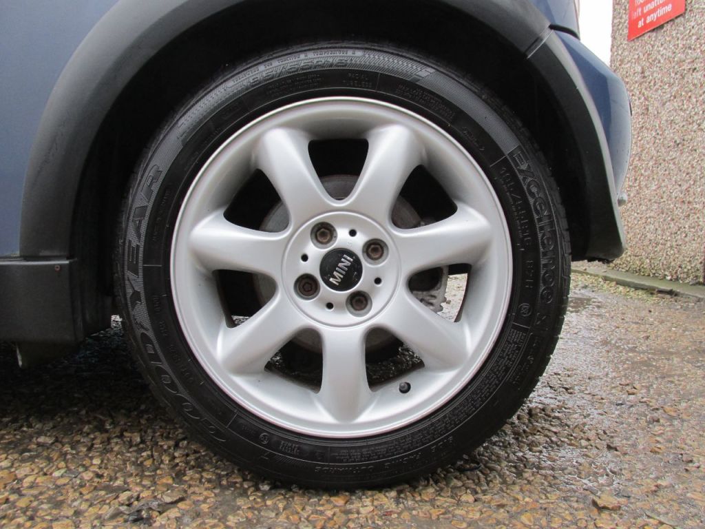 Used MINI Convertible 2007 for sale - 77436153: Photo 11