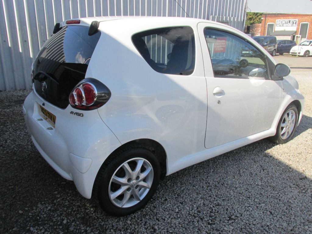 Used Toyota AYGO 2013 for sale - 76080002: Photo 2