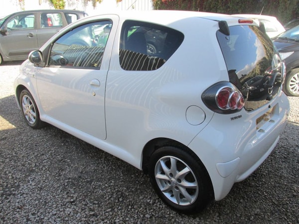 Used Toyota AYGO 2013 for sale - 76080002: Photo 4