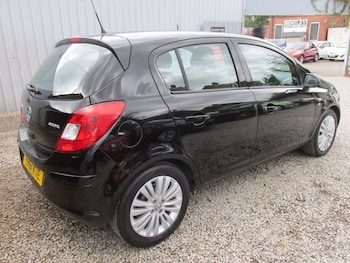Used Vauxhall Corsa 2011 for sale - 75776836: Photo
