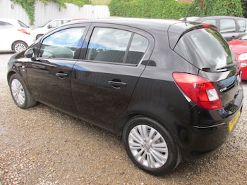 Used Vauxhall Corsa 2011 for sale - 75776836: Photo