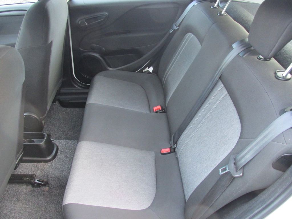 Used Fiat Punto 2016 for sale - 76847957: Photo 14