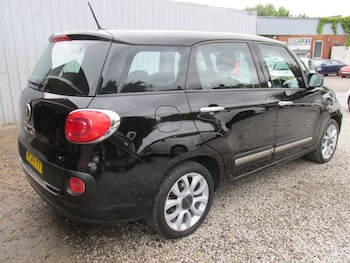 Used Fiat 500L 2017 for sale - 78838974: Photo