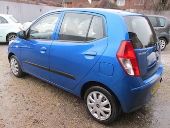 Used Hyundai i10 2009 for sale - 77296966: Photo